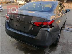 نيسان فيرسا